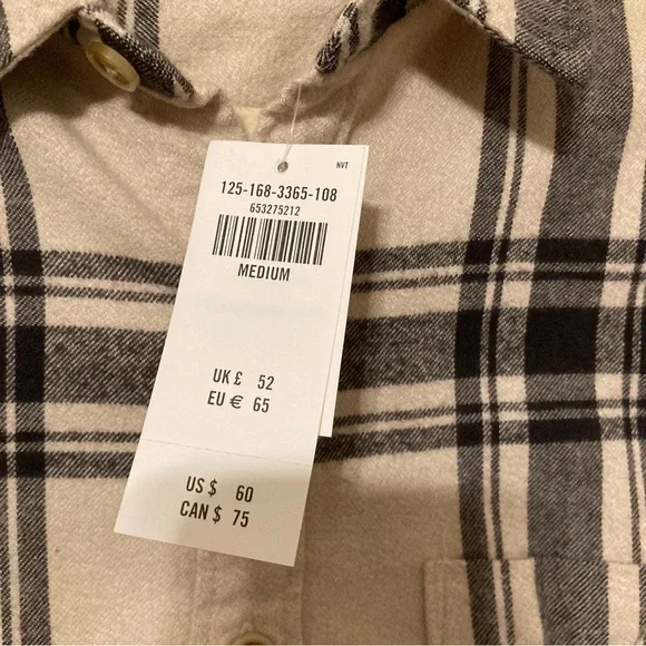 NWT A&F Flannel - Black and Beige, Medium - Picture 4 of 5